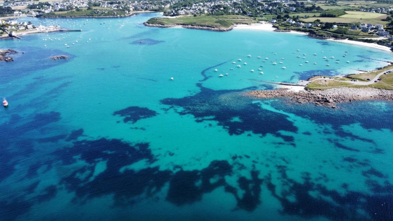 Maison Yukti - Magnifique Maison De Charme Proche Plage Lampaul-Ploudalmézeau المظهر الخارجي الصورة