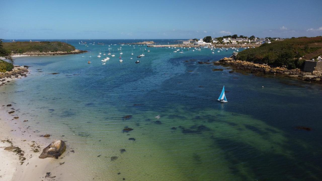 Maison Yukti - Magnifique Maison De Charme Proche Plage Lampaul-Ploudalmézeau المظهر الخارجي الصورة
